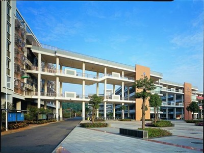 深圳市第三高级中学国际部日本班校园图片