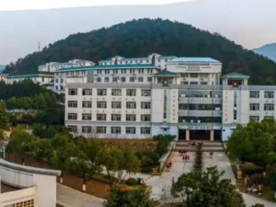 杭州民办东方中学校园图片